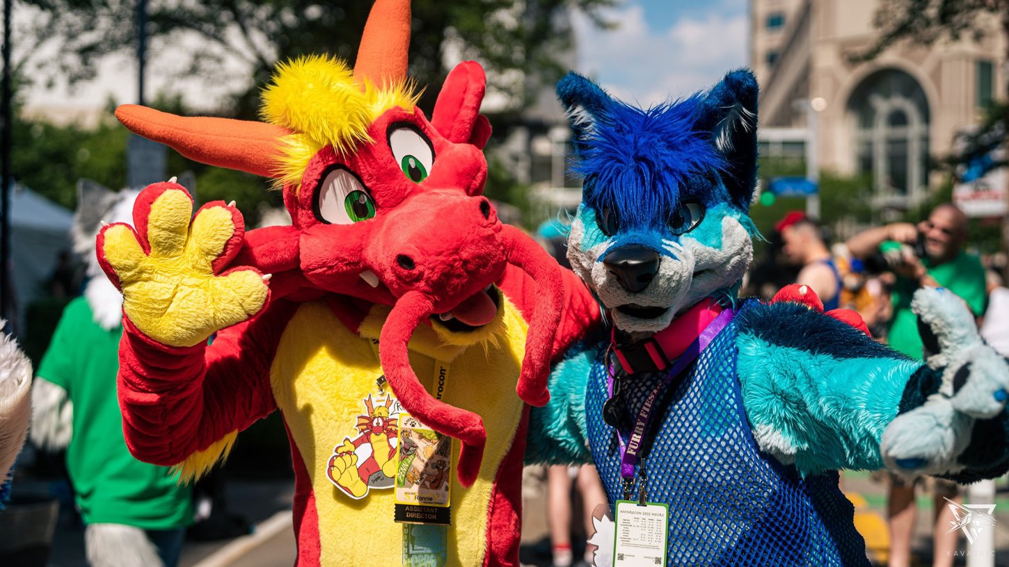 A picture of Ronnie and Rahne at the Anthrocon Block Party.